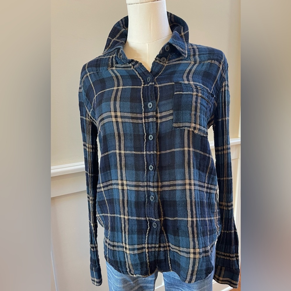 Free People Plaid Gauze Shirt size small.  Preowned good condition.